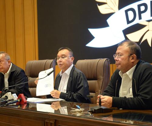 Konferensi pers DPR RI dalam rangka menjawab tuntutan 17+8. (BeritaNasional/Elvis)