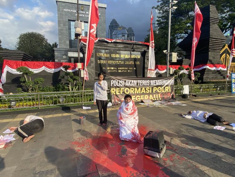 Aksi Reformasi Polri di Hari Bhayangkara Ke-72 Polri RI