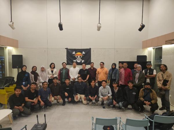 Dokumentasi ICW: Foto Bersama dalam Agenda Talkshow